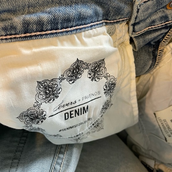 Lovers + Friends Mason Jeans in Pacific Wash - Picture 9 of 12